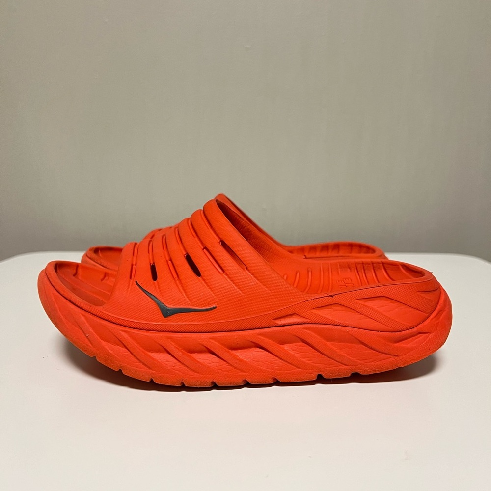 Hoka One One Ora Recovery Sandals Women’s Size 7 Fiesta Orange Comfort Slides